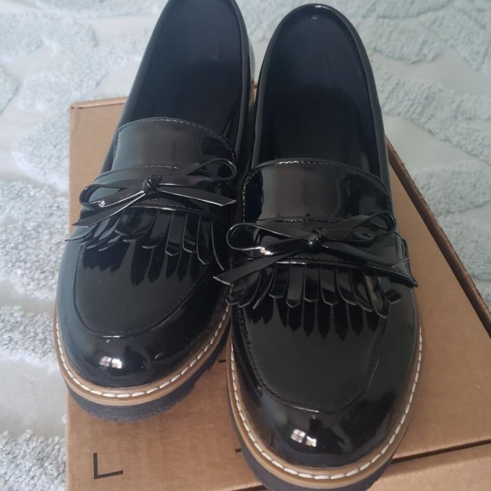 glglgege Womens Tassel Penny Loafers Black Patent Leather Low Heels Slip On